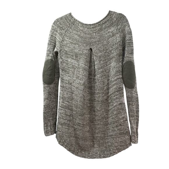 Horny Toad Sweater Womens Small 100% Merino Wool Gray Cream Hi-low Elbow Patch - Picture 2 of 8